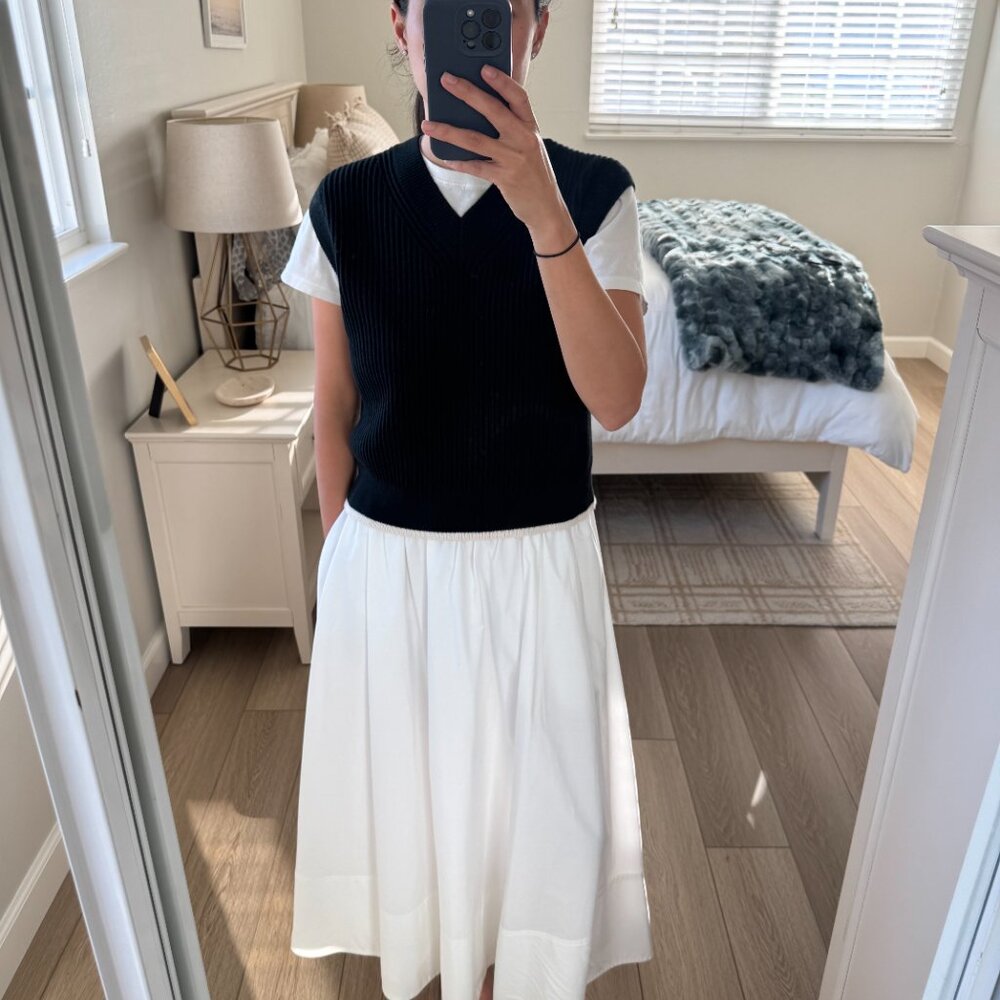 Banana Republic Ariella Poplin Midi White Skirt (Size 2) - Picture 2 of 2
